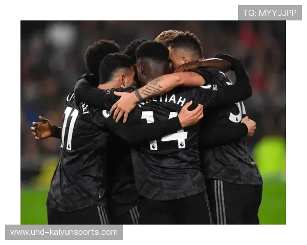 鲍恩连过三人破门，展现英超反击速度美学