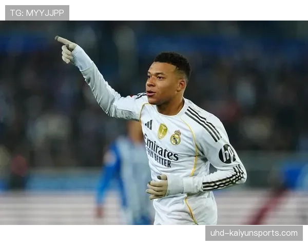 皇马主场2-1击败阿拉维斯，姆巴佩、维尼修斯建功保留夺冠希望